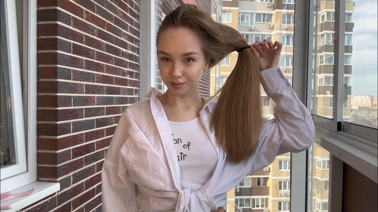 Eria’s first video Fan of Hair